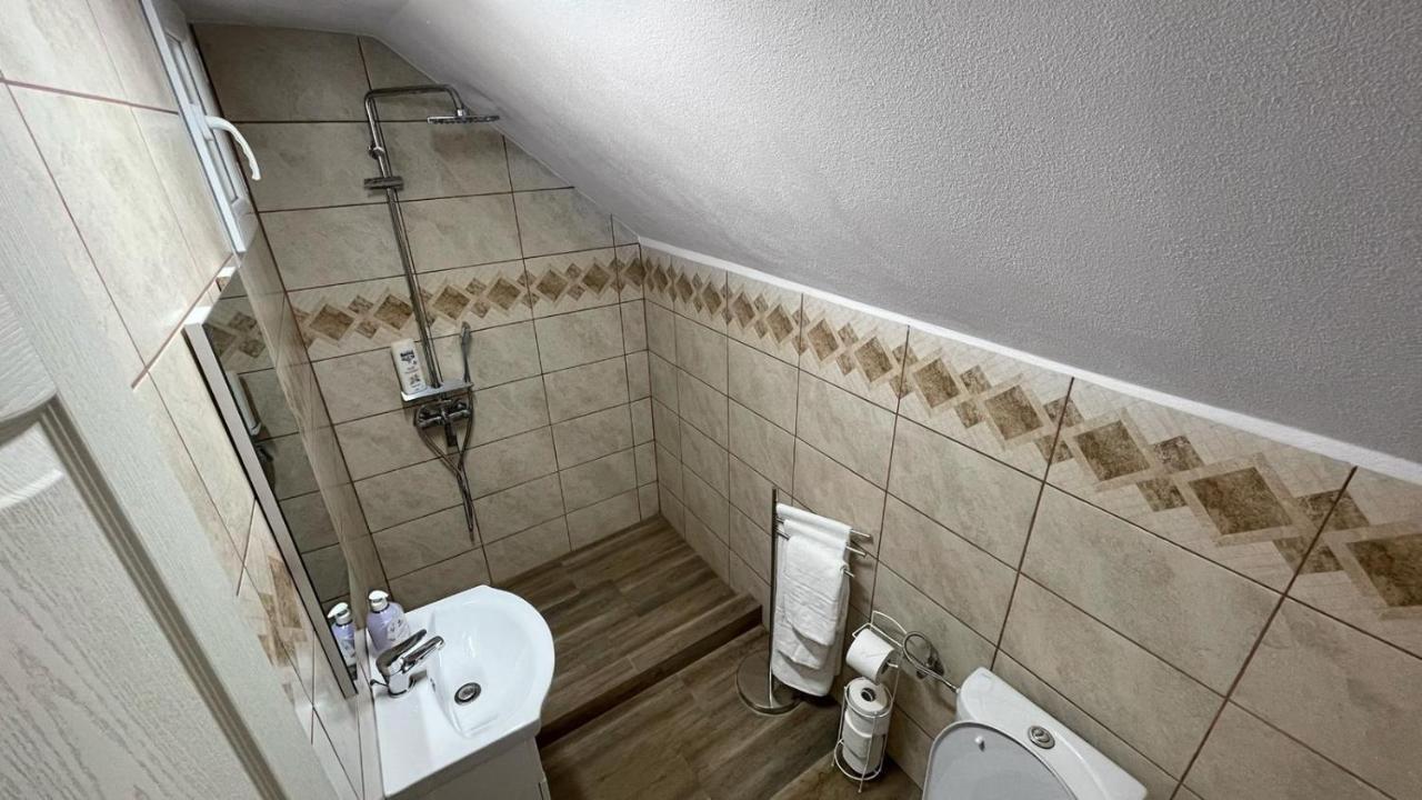 Casa Aurelia Hotel Chiscau Екстериор снимка