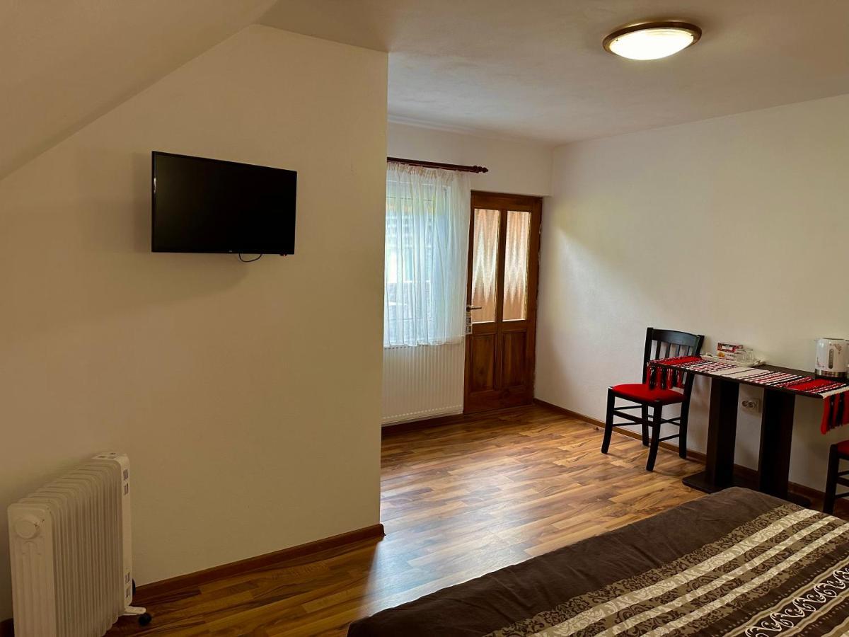 Casa Aurelia Hotel Chiscau Екстериор снимка