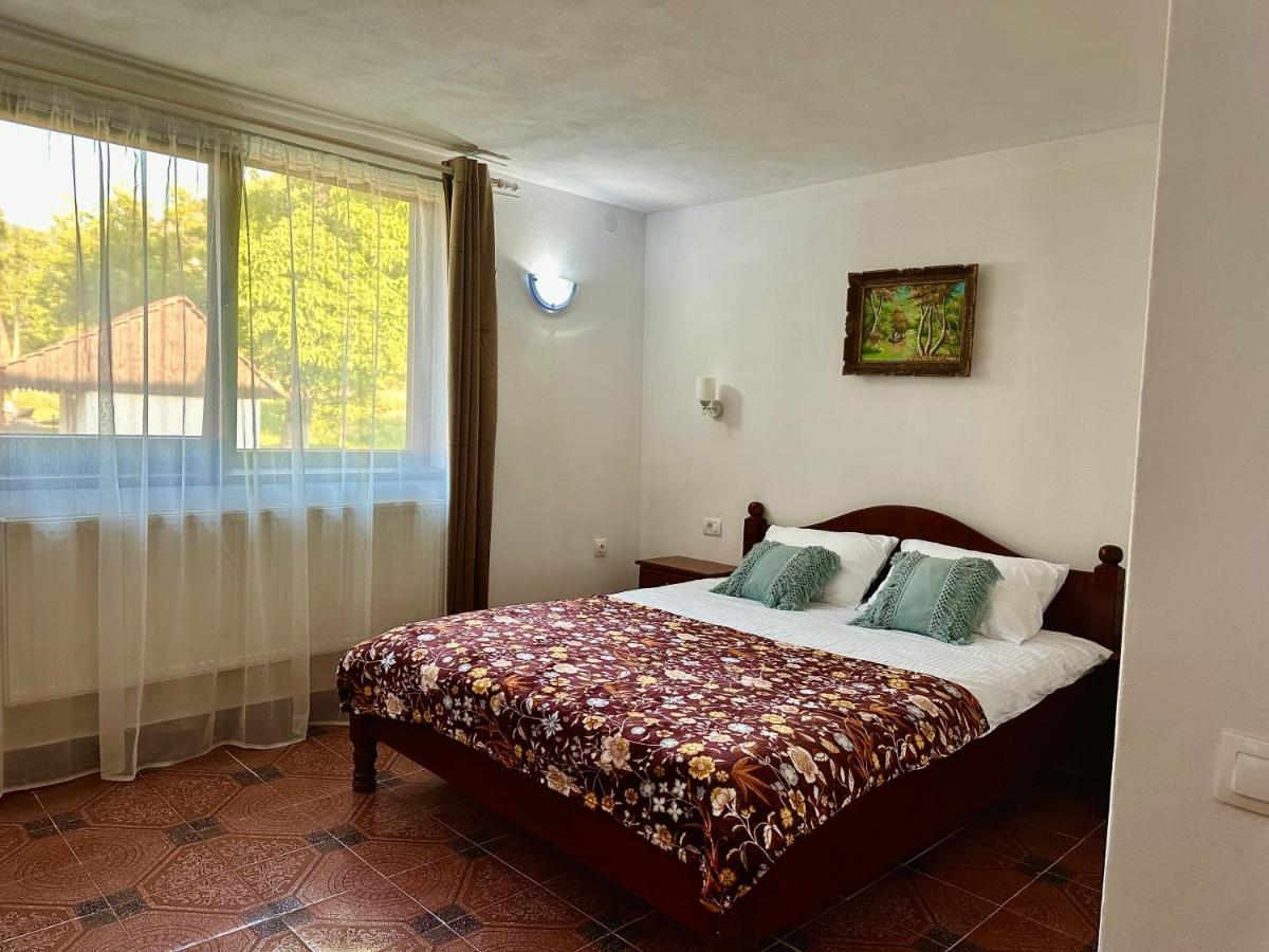 Casa Aurelia Hotel Chiscau Екстериор снимка