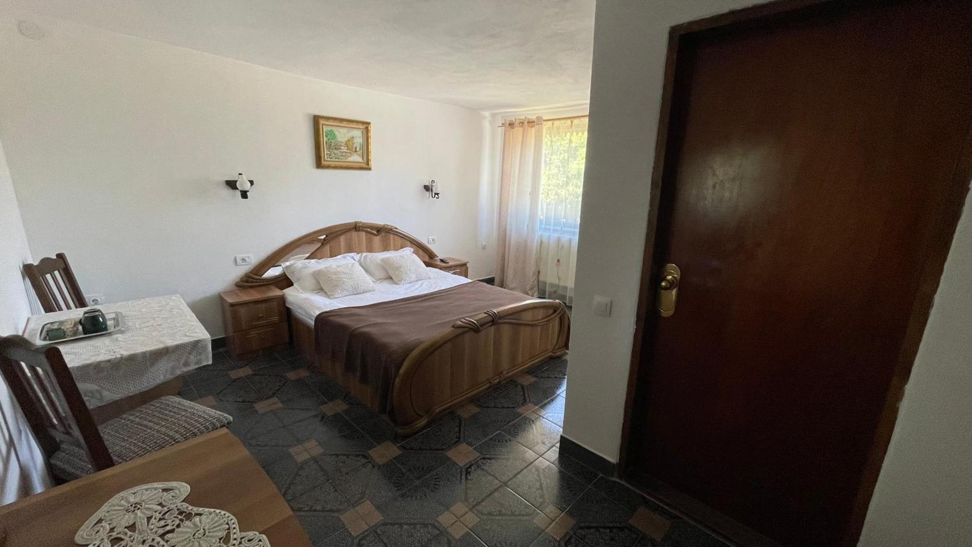 Casa Aurelia Hotel Chiscau Екстериор снимка