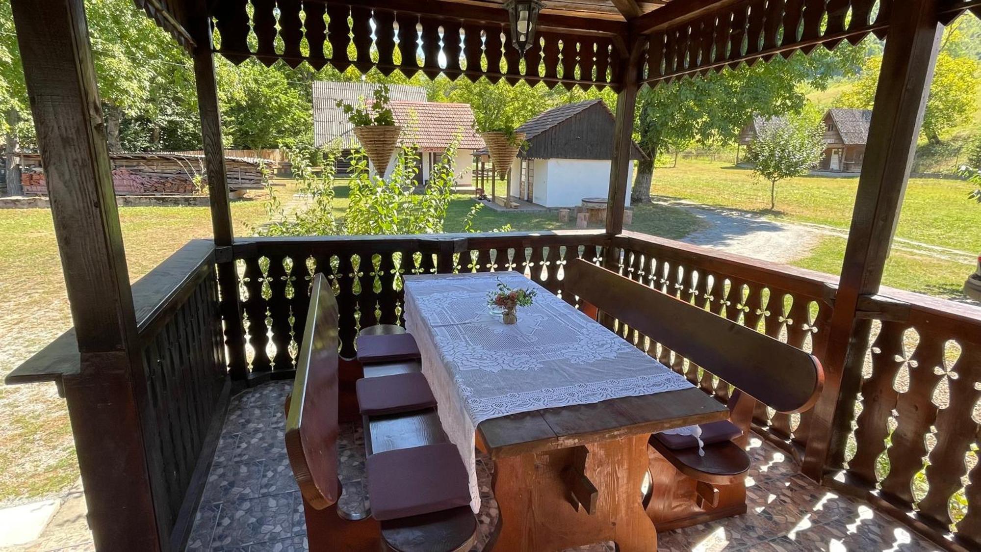 Casa Aurelia Hotel Chiscau Екстериор снимка